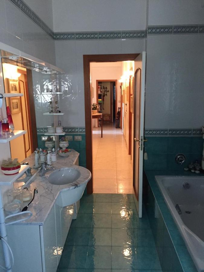 B&B Donna Porzia Trani Exterior photo