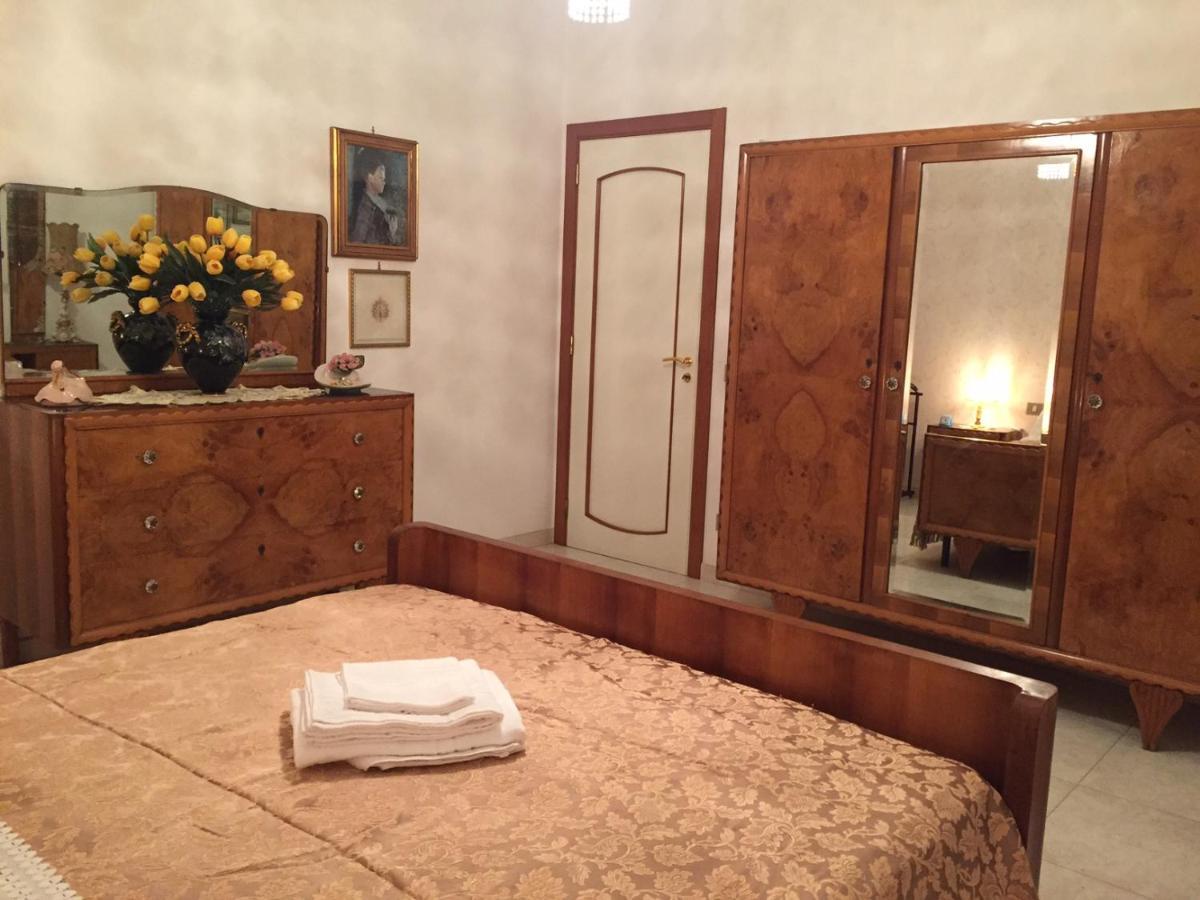 B&B Donna Porzia Trani Exterior photo
