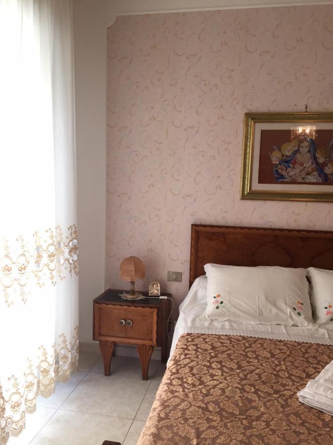 B&B Donna Porzia Trani Exterior photo